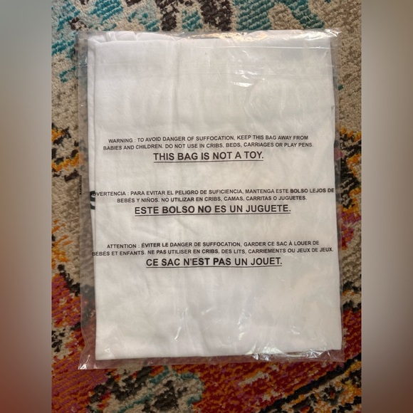 NWT Queer Eye Choose Kindness Pride Tshirt 🌈 - Picture 3 of 3